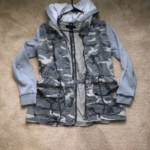 Forever 21 gray and camo jacket w/ drawstring